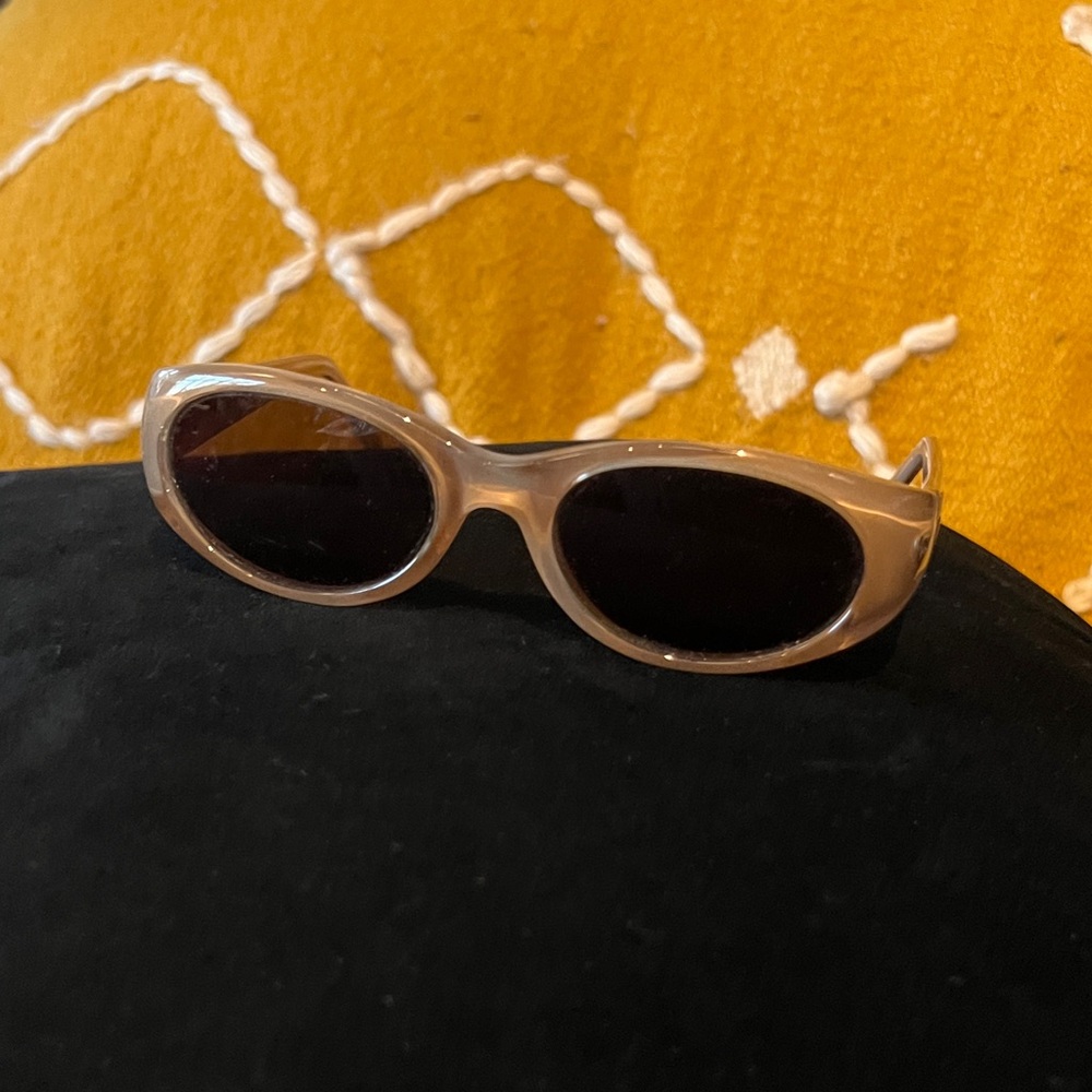 Fendi Tan‎ Sunglasses with Black Lenses